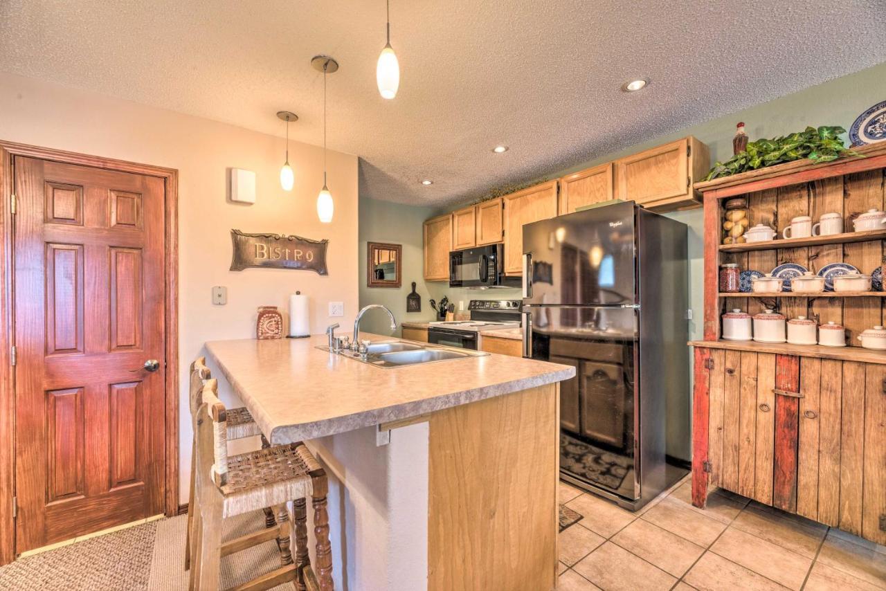 Condo With Hot Tub About 4 Miles To Ruidoso Winter Park! エクステリア 写真