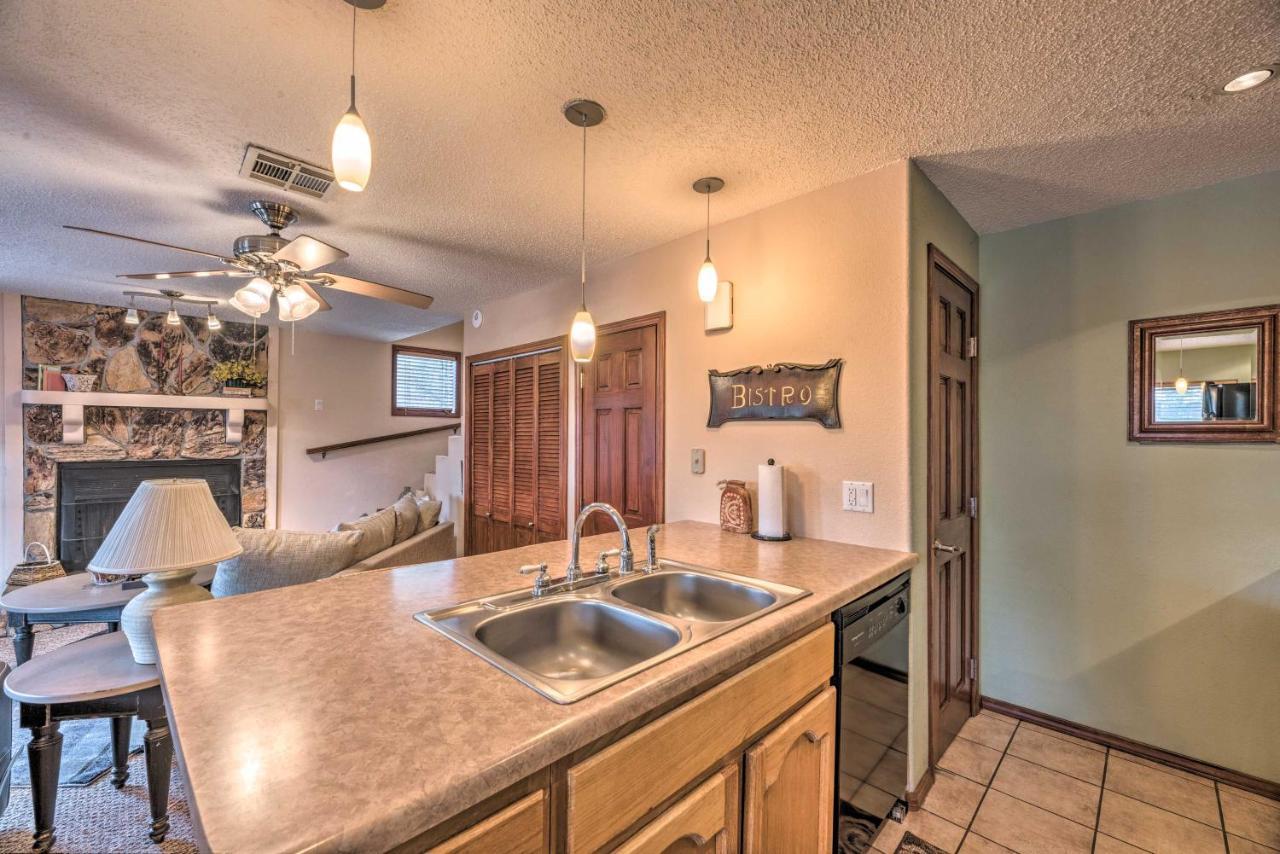 Condo With Hot Tub About 4 Miles To Ruidoso Winter Park! エクステリア 写真