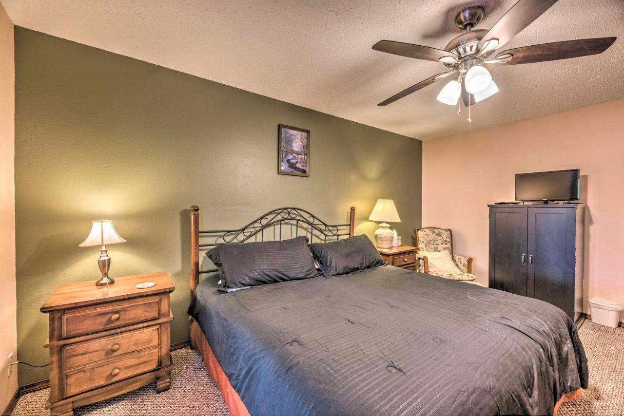Condo With Hot Tub About 4 Miles To Ruidoso Winter Park! エクステリア 写真